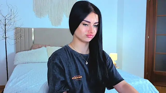 Snapshot of Silena_sky chatting on July 1, 6:59 am Silena sky online show from July 1, 6:59 am