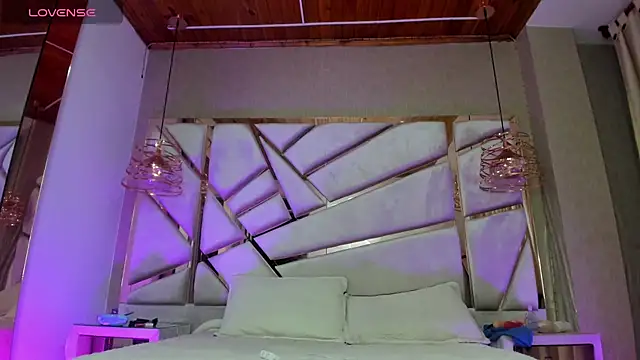 francis 20 online show from March 29, 12:16 pm