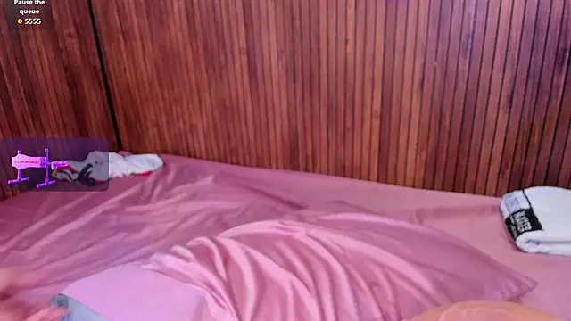sexy curlylady online show from July 1, 7:46 pm
