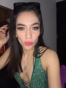 Snapshot of MamiSoft420 chatting on March 2, 6:03 am MamiSoft420 online show from March 2, 6:03 am