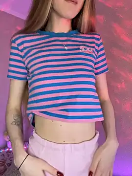 LillianHurd online show from February 1, 1:15 am