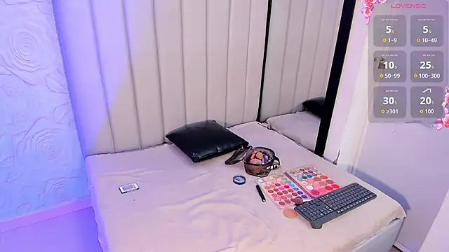 sky velvet online show from May 12, 1:41 pm