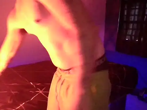 Snapshot of MRdxxx444 chatting on July 8, 6:34 pm MRdxxx444 online show from July 8, 6:34 pm