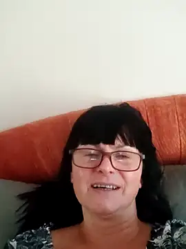 Snapshot of AliceSwan57 chatting on July 20, 5:15 pm AliceSwan57 online show from July 20, 5:15 pm