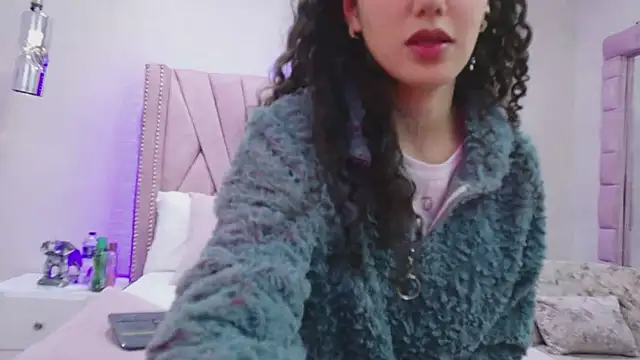 RoxanaAngel online show from February 5, 2:22 pm