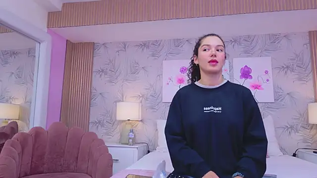 RoxanaAngel online show from February 17, 2:24 pm