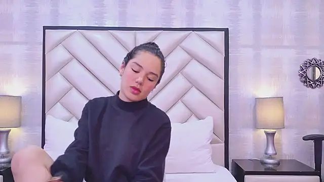 RoxanaAngel online show from February 24, 12:58 pm