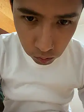 Jleonardolr online show from March 27, 4:07 am