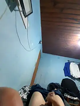 Snapshot of Chico3345 chatting on March 31, 7:25 pm Chico3345 online show from March 31, 7:25 pm