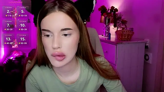 Snapshot of Anna_Lumina chatting on March 21, 8:45 pm Anna Lumina online show from March 21, 8:45 pm