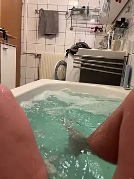 Snapshot of InkedGuy1 chatting on February 24, 7:01 pm InkedGuy1 online show from February 24, 7:01 pm