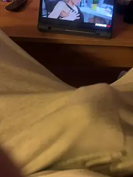 Snapshot of InkedGuy1 chatting on April 4, 8:06 pm InkedGuy1 online show from April 4, 8:06 pm