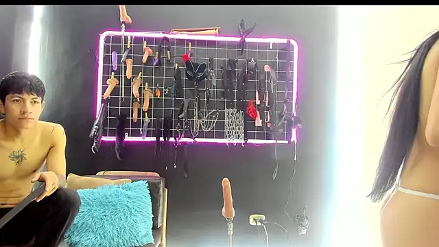 Snapshot of Slave_Melany_bdsm chatting on May 19, 1:17 pm Slave Melany bdsm online show from May 19, 1:17 pm