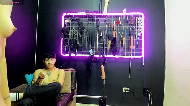 Slave Melany bdsm online show from June 18, 12:53 pm