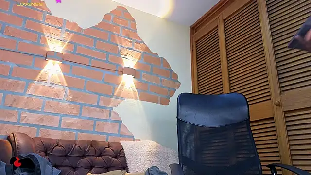 mister eithan online show from March 1, 2:13 am