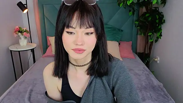 Snapshot of NanaYuna chatting on February 3, 12:21 pm NanaYuna online show from February 3, 12:21 pm