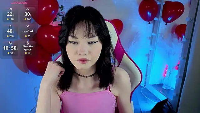 Snapshot of NanaYuna chatting on February 13, 3:19 pm NanaYuna online show from February 13, 3:19 pm