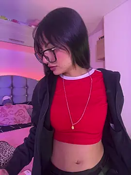  Lucycherry online show from February 25, 5:06 am