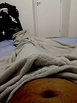 Snapshot of 28cm_gostoso chatting on February 12, 3:56 am 28cm gostoso online show from February 12, 3:56 am