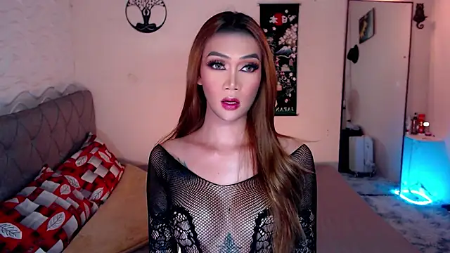 Snapshot of Catalina_Ignacio chatting on April 1, 4:26 pm Catalina Ignacio online show from April 1, 4:26 pm