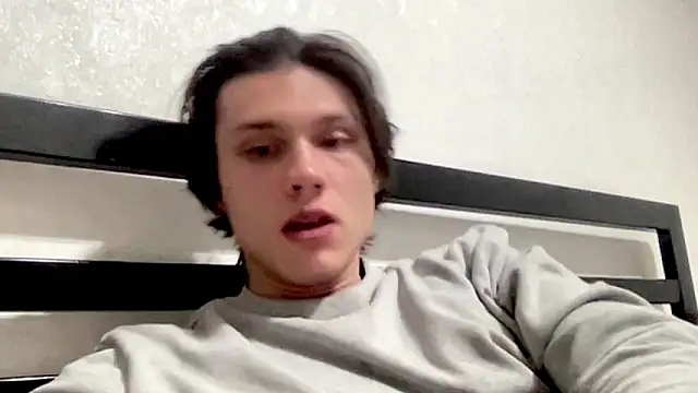 Snapshot of Calvin_win chatting on February 24, 11:25 pm Calvin win online show from February 24, 11:25 pm