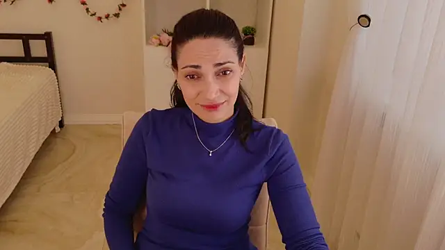 Snapshot of LovelyBeatrice chatting on April 19, 11:09 am LovelyBeatrice online show from April 19, 11:09 am