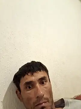 Snapshot of Wazon420420 chatting on February 15, 4:20 am Wazon420420 online show from February 15, 4:20 am