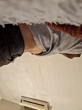 Snapshot of Wazon420420 chatting on February 22, 1:07 am Wazon420420 online show from February 22, 1:07 am