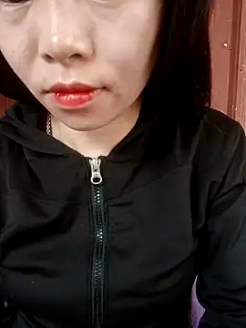 Snapshot of Victoria-Victoria chatting on April 6, 3:15 am Victoria-Victoria online show from April 6, 3:15 am