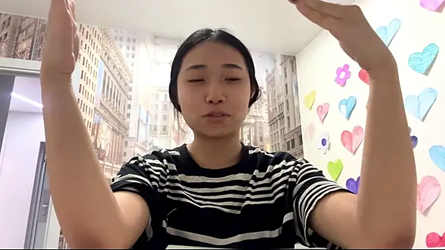 Snapshot of SweetMiaXO chatting on February 19, 10:11 am SweetMiaXO online show from February 19, 10:11 am