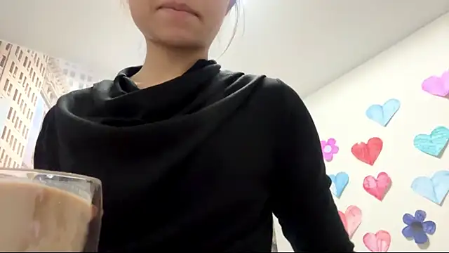 Snapshot of SweetMiaXO chatting on February 20, 11:00 am SweetMiaXO online show from February 20, 11:00 am