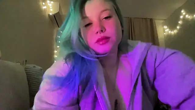 Snapshot of Lulu_Di chatting on April 18, 6:23 pm Lulu Di online show from April 18, 6:23 pm