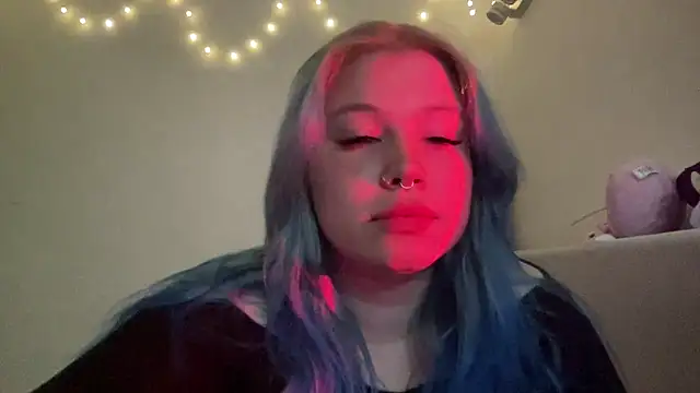 Snapshot of Lulu_Di chatting on May 10, 8:36 pm Lulu Di online show from May 10, 8:36 pm