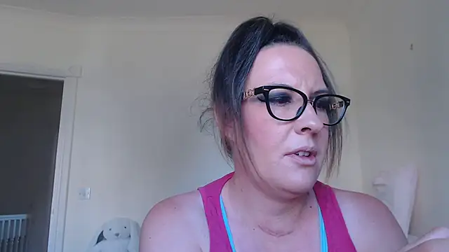 Snapshot of PsychicDominatrix chatting on July 13, 10:29 am PsychicDominatrix online show from July 13, 10:29 am