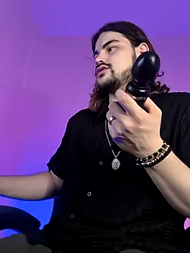 Derek Vow online show from May 3, 10:49 pm