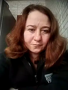 Snapshot of AnitaCaramell527 chatting on February 14, 8:44 am AnitaCaramell527 online show from February 14, 8:44 am