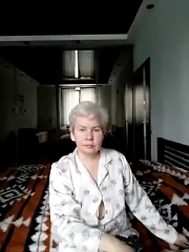 Snapshot of AvaSwan5354 chatting on February 5, 9:14 am AvaSwan5354 online show from February 5, 9:14 am