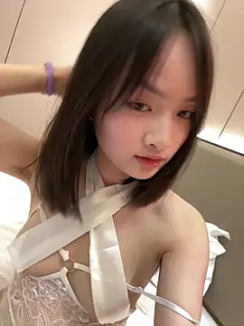 Snapshot of miaomiaou_ chatting on March 24, 3:28 pm miaomiaou online show from March 24, 3:28 pm