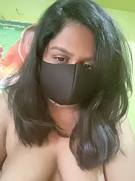 Snapshot of untouched_soulgirleee chatting on February 10, 7:12 am untouched soulgirleee online show from February 10, 7:12 am