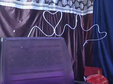 angelpriya  online show from June 28, 4:18 am