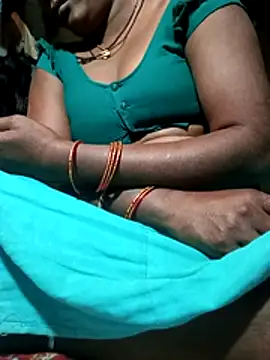 hotty sangeeta online show from April 3, 5:22 pm