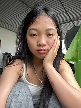 Lyn-be99 online show from May 10, 5:01 am