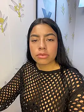 Laia white online show from April 25, 11:24 am