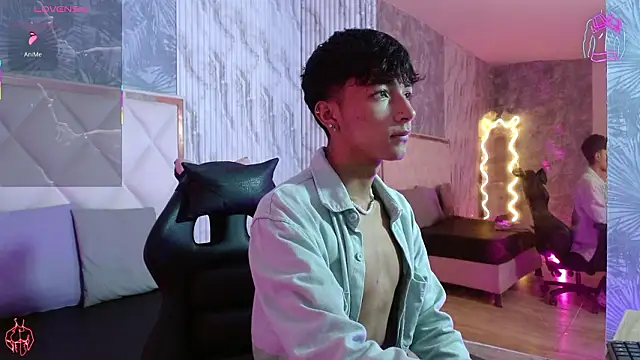 Snapshot of osamu_tay chatting on February 4, 11:38 am osamu tay online show from February 4, 11:38 am