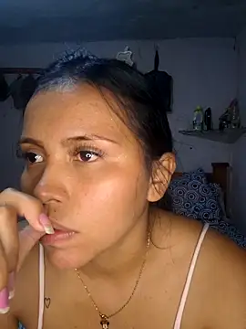 Daniela Cruz  online show from February 23, 9:23 pm