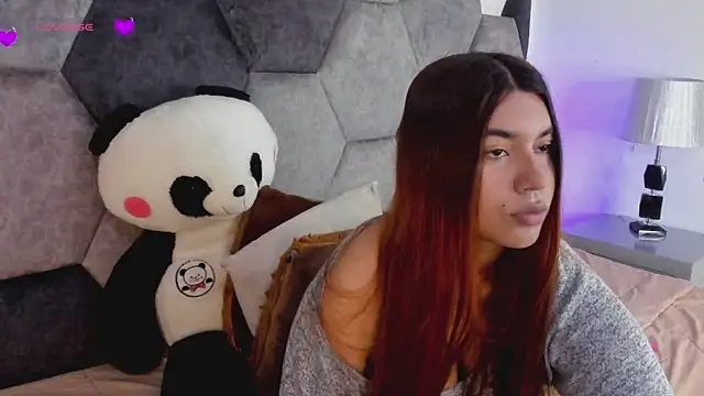 Snapshot of DulceJones chatting on March 7, 8:39 pm DulceJones online show from March 7, 8:39 pm