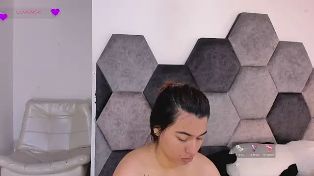 Snapshot of DulceJones chatting on March 30, 8:10 pm DulceJones online show from March 30, 8:10 pm