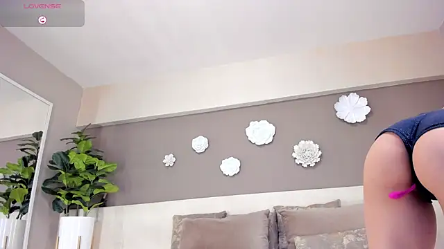 KatyaKozlov online show from February 12, 8:59 pm