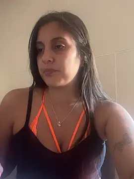 Jimena luvv online show from February 6, 6:55 pm