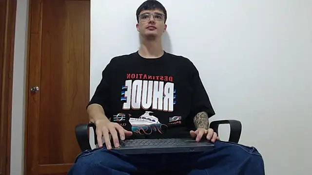 joseh0se online show from May 1, 8:02 pm
